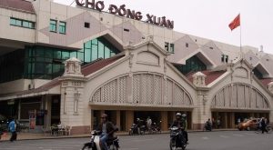 Top 10 Khu chợ nổi tiếng nhất Hà Nội