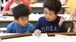 Top 10 Lợi ích mà phương pháp toán trí tuệ mang lại cho sự phát triển trí thông minh của trẻ
