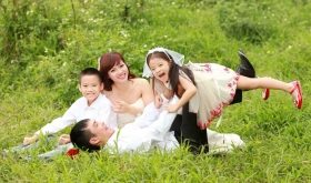 Top 12 Studio chụp ảnh gia đình đẹp nhất tại Hà Nội