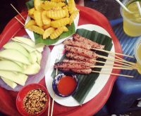 Top 8 địa chỉ ăn nem chua, nem nướng ngon nhất Hà Nội
